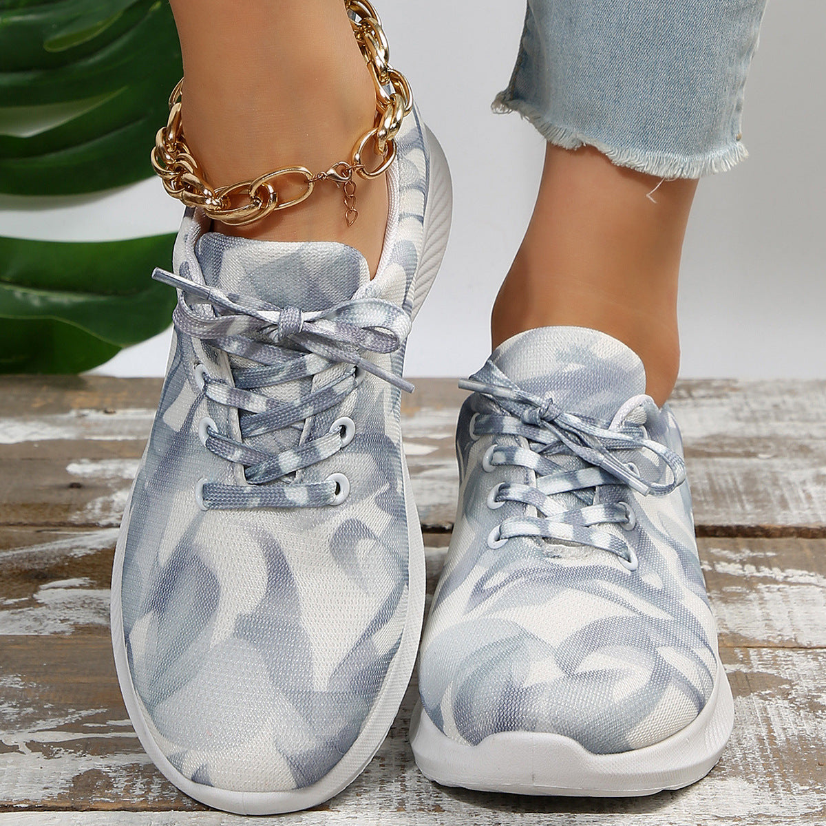 Women's Color Matching Casual Low-top Sneaker