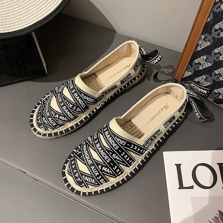 Fisherman's Shoes, Flat-soled Lazy One-step Woven Soft-soled Shoes