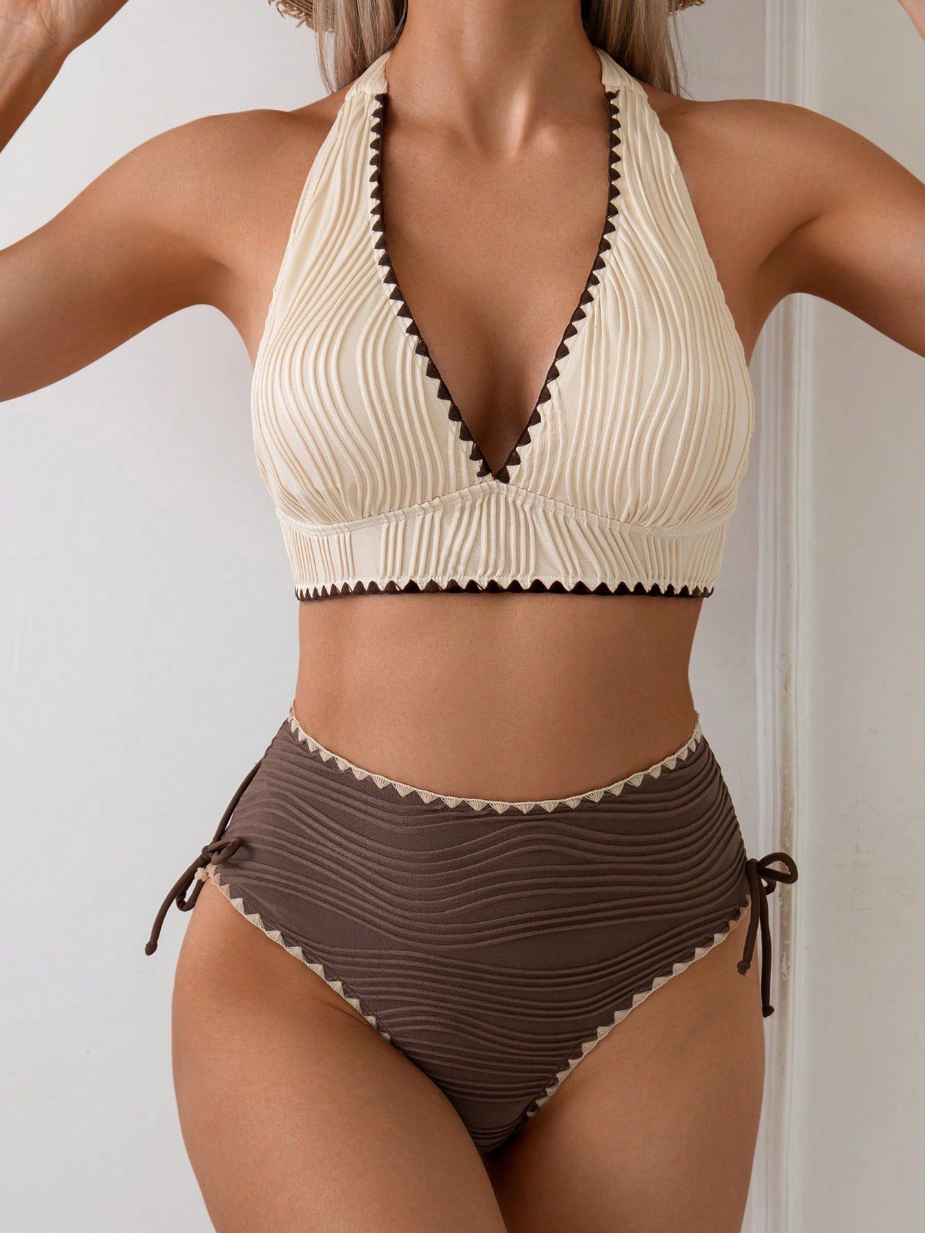 Women's Contrast-Colored Bikini Women's Two-Piece Lace Trim Swimsuit