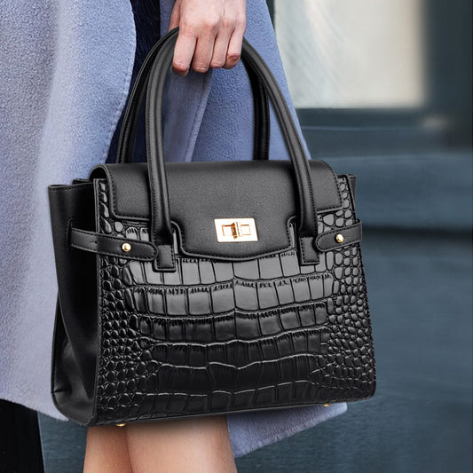 Trendy Messenger Commuter Women's Large-capacity Bag