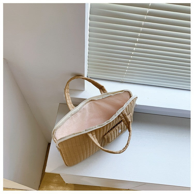 Shock And Drop Resistant Laptop Liner