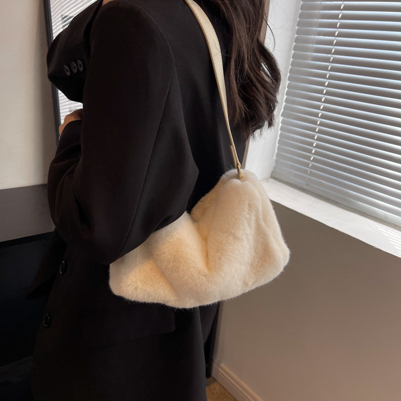 Plush Niche Fashion Shoulder Bag Western Style