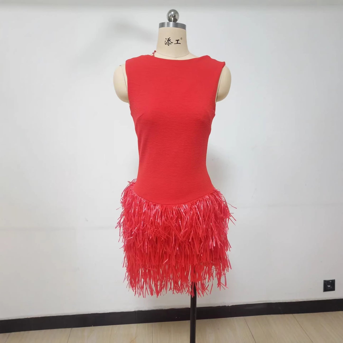 Stylish Sleeveless Crew-Neck Party Tassel Off-Shoulder Dress For Women