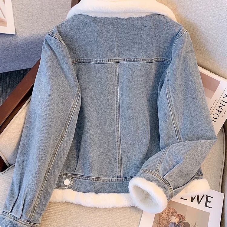 Small Loose Women's Short Winter Clothes