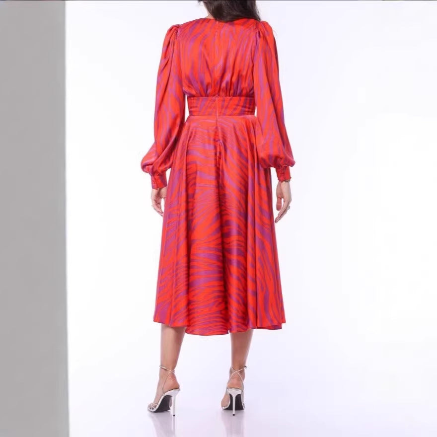 V-neck Long-sleeved Belted Loose-fitting Dress