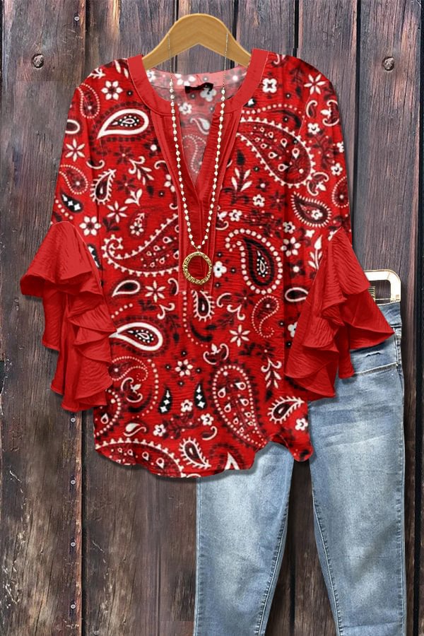 Casual Top With A Creative Floral Print And Digital Printing