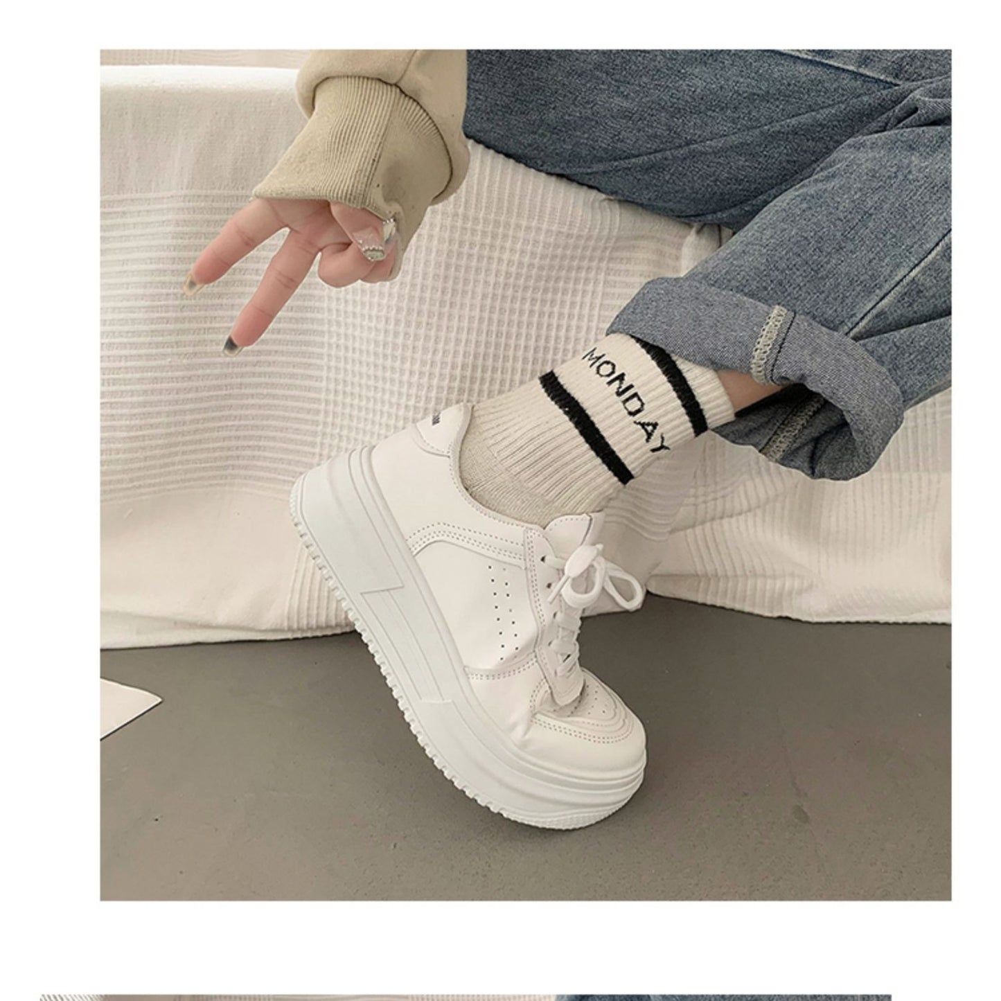 Versatile Soft Leather Super A Muffin Casual Sports Shoes
