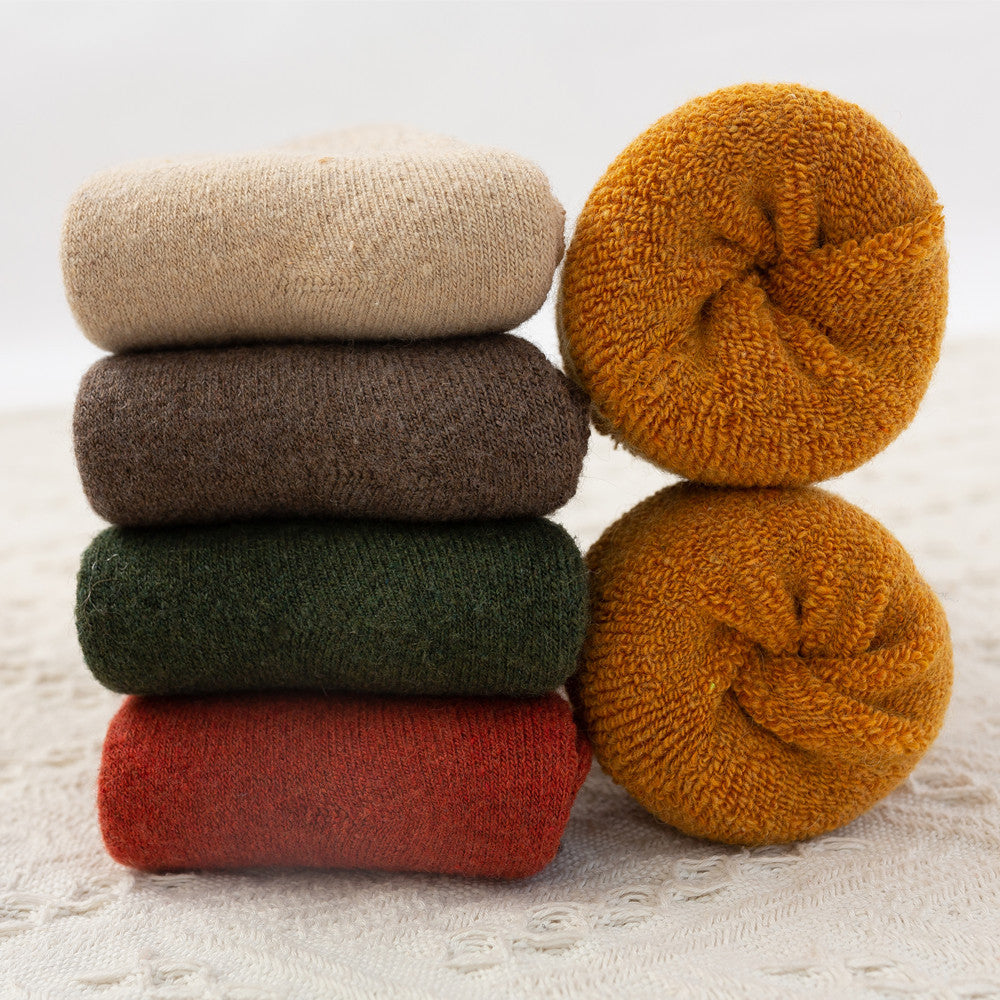 Men's And Women's Fashion Padded Warm Thick Socks