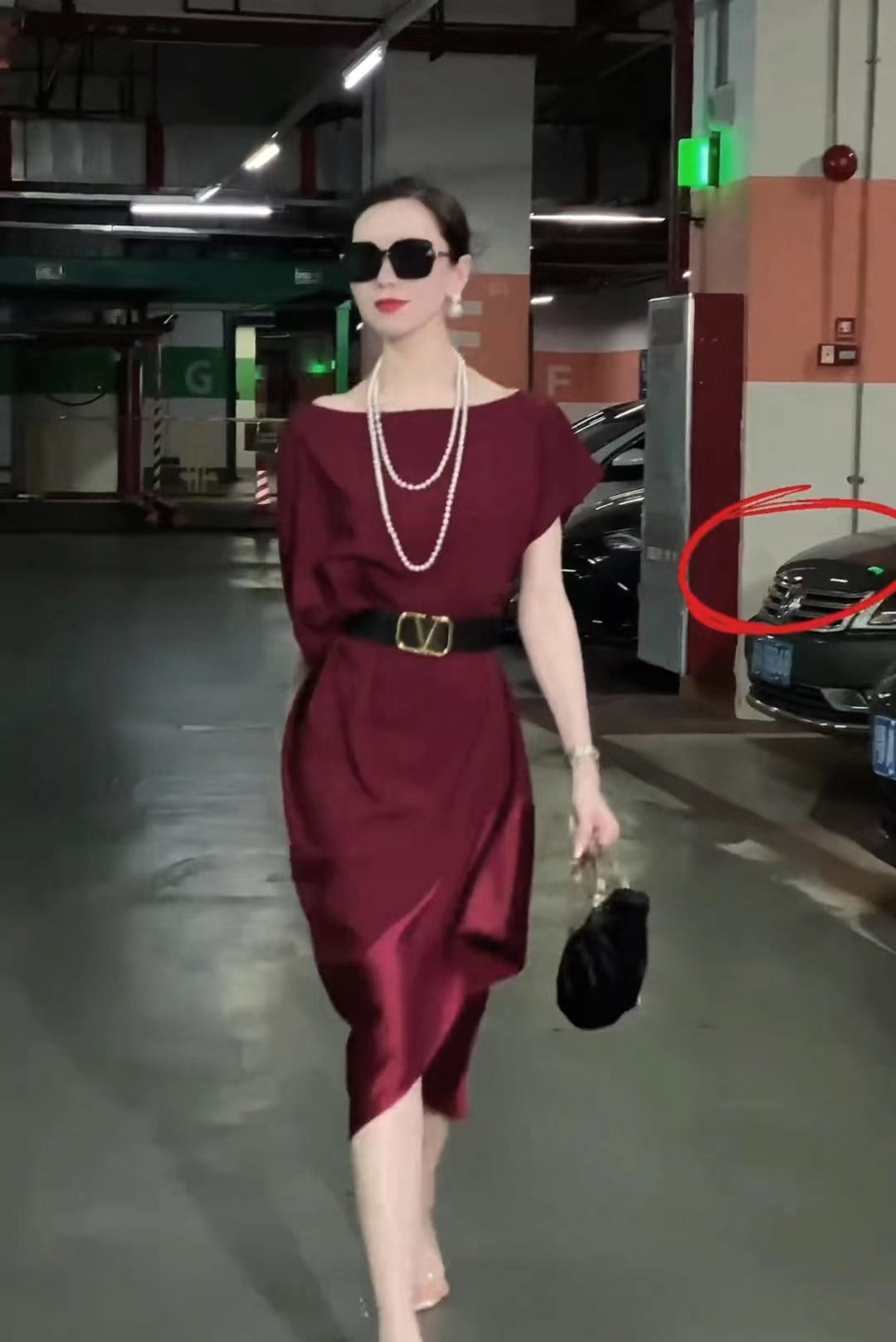European Red High-end Temperament Dress