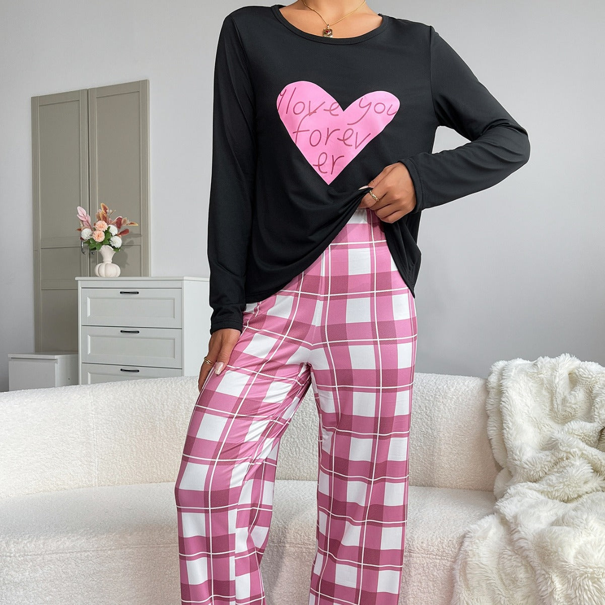 Women's Love Long-sleeved Top And Checkered Pants Two-piece Set Simple