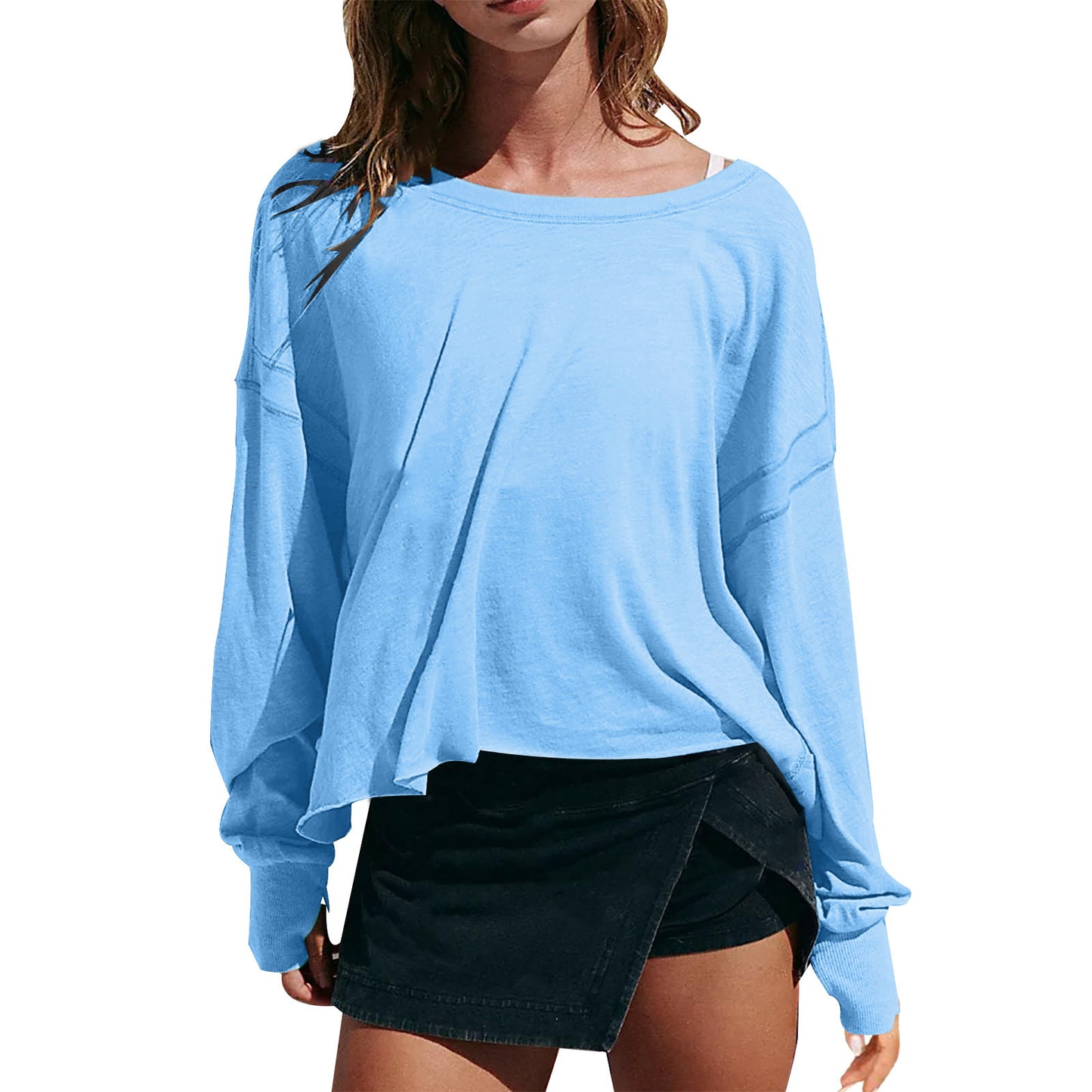 Løs langærmet rygløs top til kvinder, udskåret kort T-shirt med rund hals
