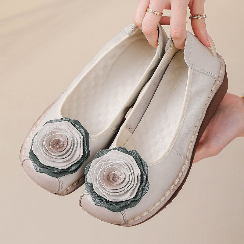 Handmade Leather Womens Shoes In Ethnic Style