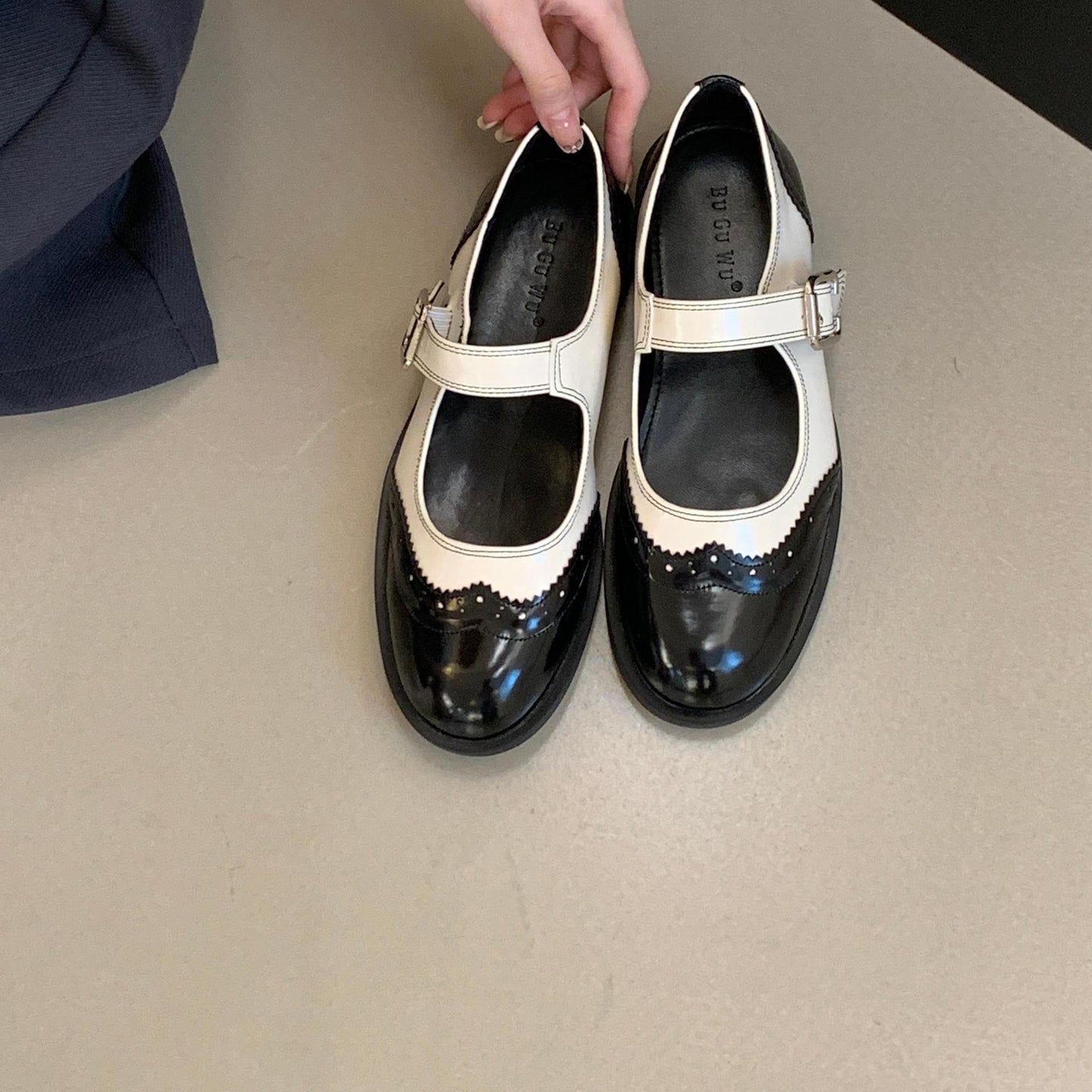 Chunky Heel Retro Minority Mary Jane Leather Shoes