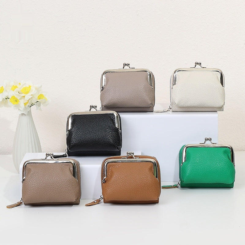 Lychee-patterned Short Accordion-style Large-capacity Clip Bag