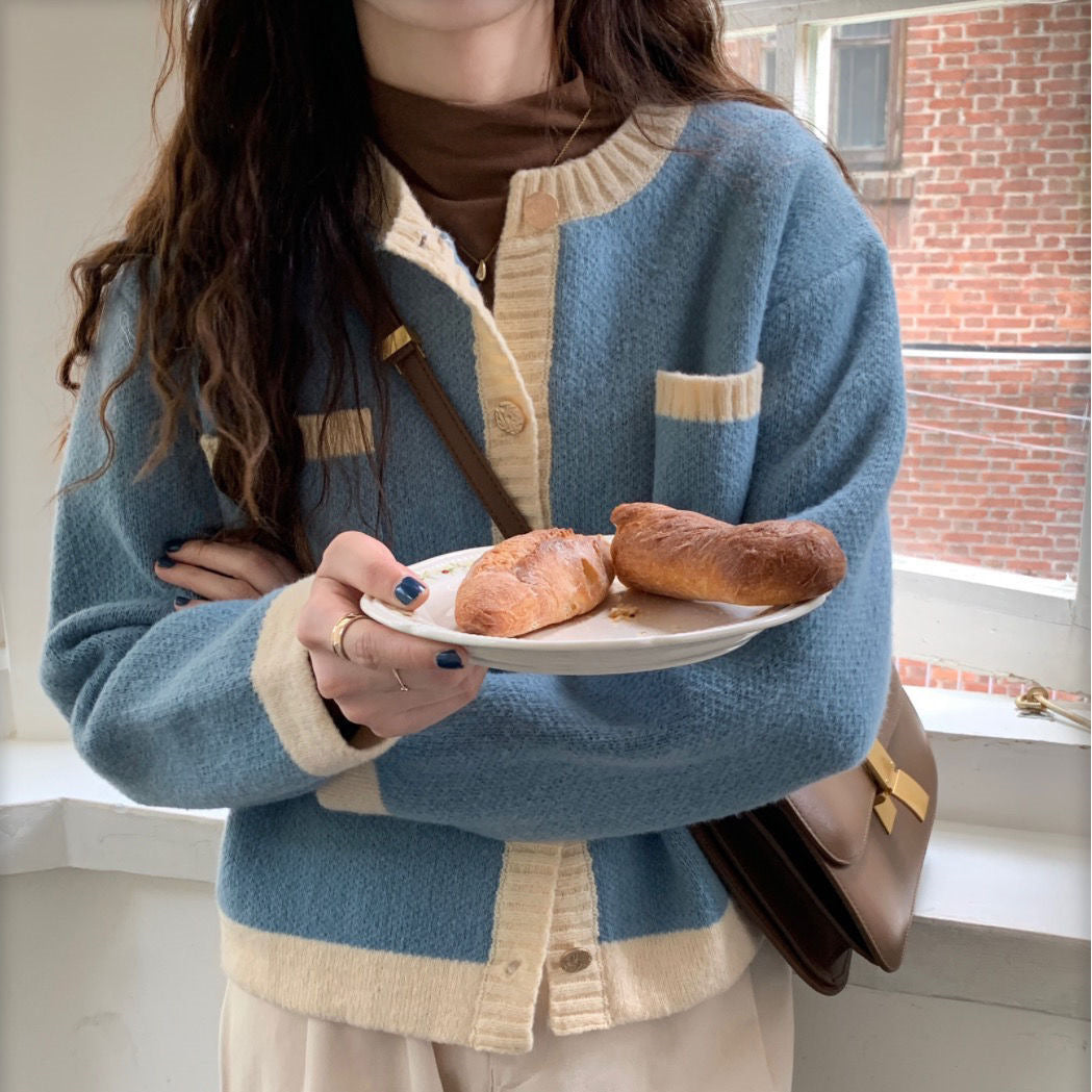 Women's Soft Waxy Sweater Foreign Style Short Coat