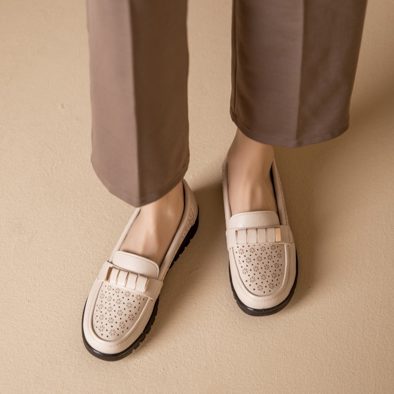Women's Summer Hole Ventilation Soft-soled Leather Shoes