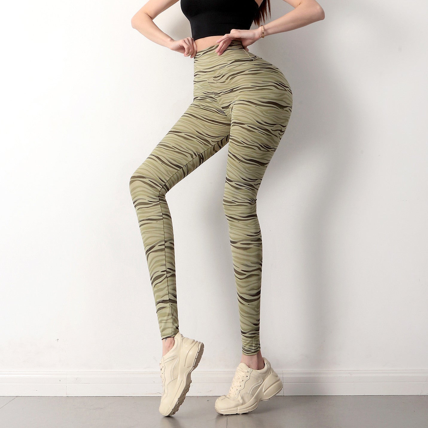 Nude Feel Peach Hip Yoga Pants Female Zebra Stripes