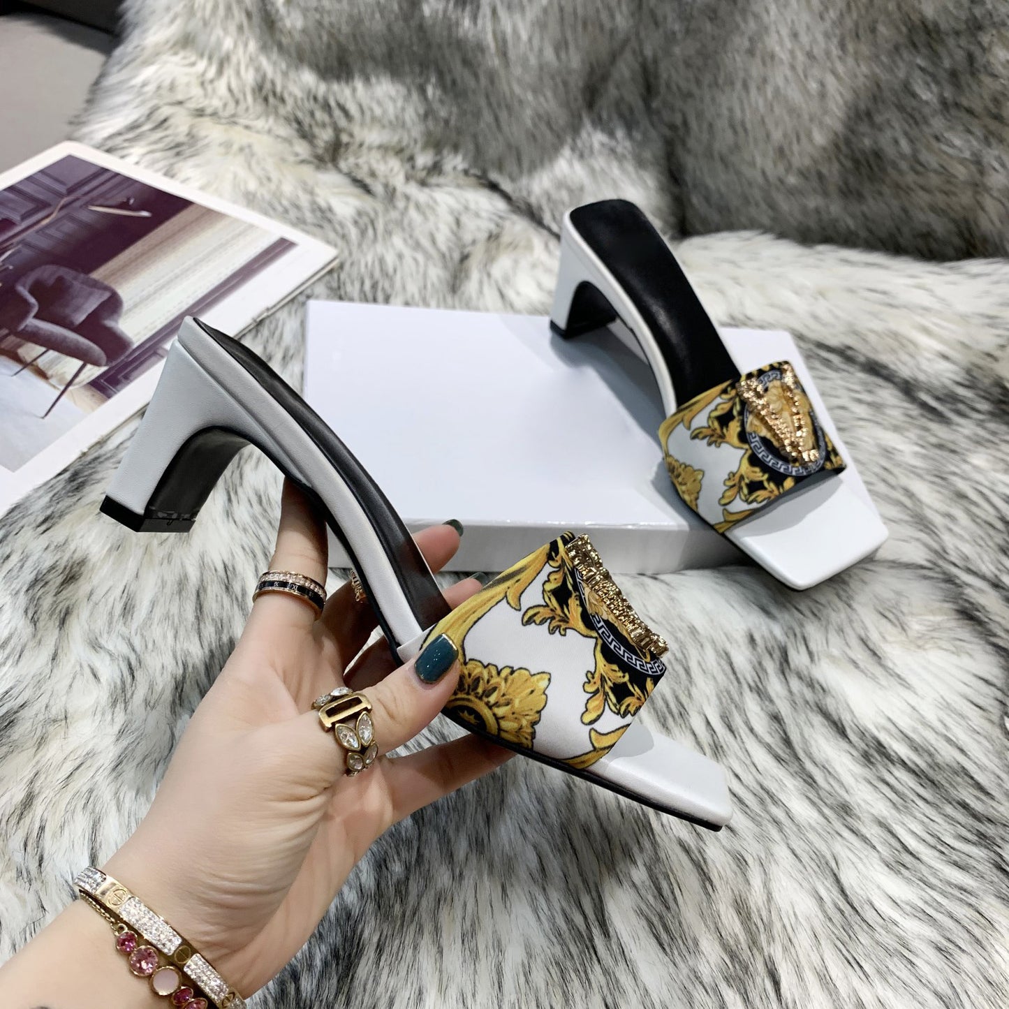 Cowhide Pattern One-and-a-half Support High-heeled Fashionable Slippers