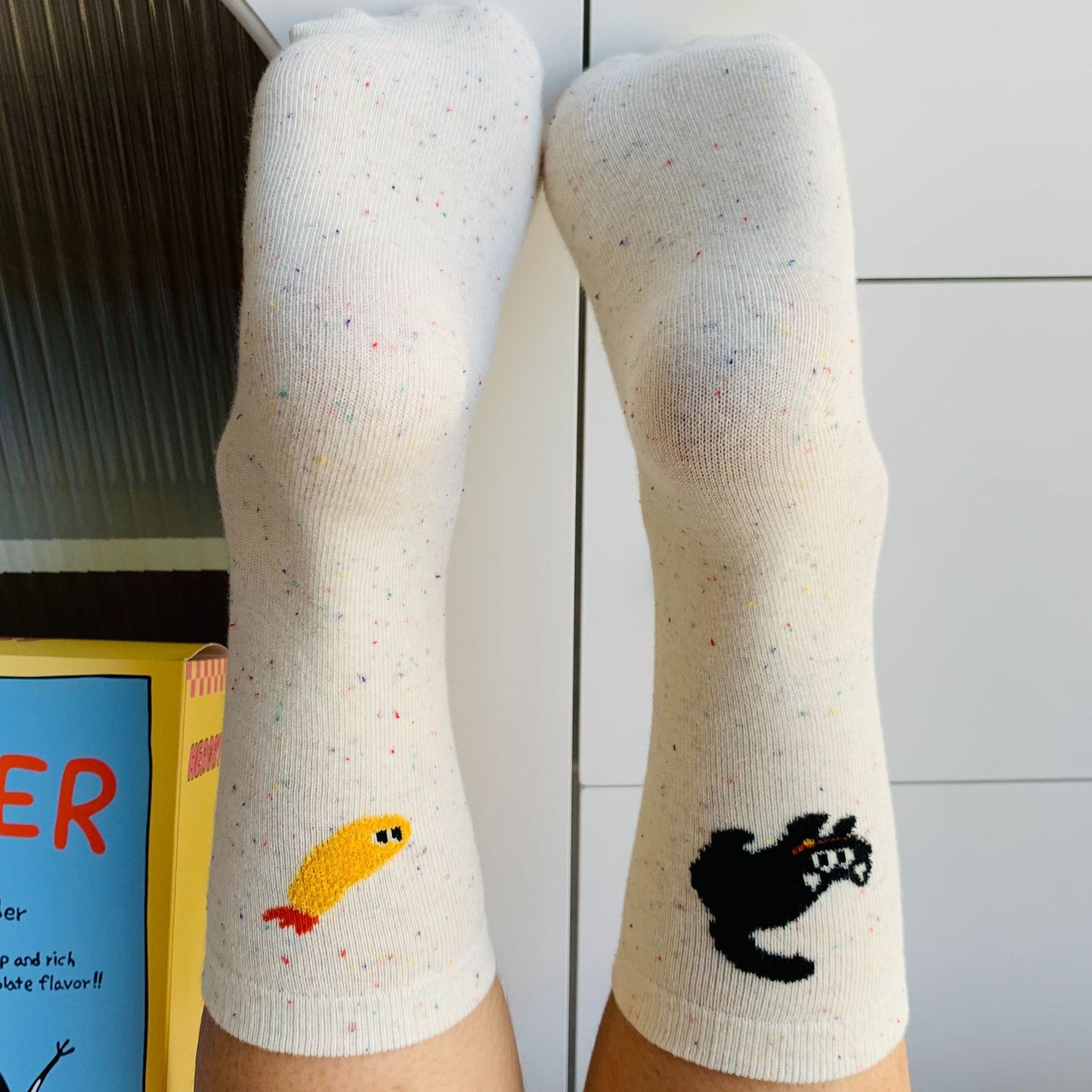 Forår og Efterår Nye Søde Illustrationshæl Flocking Farvede Prikker Rørstrømper