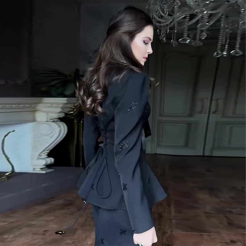 Womens Black Chic Figure-flattering Long-sleeve Suit