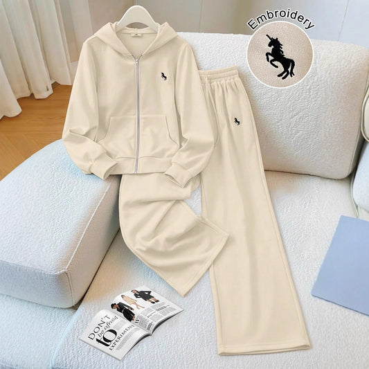High-end Casual Womens Sportswear Set For Fall And Winter