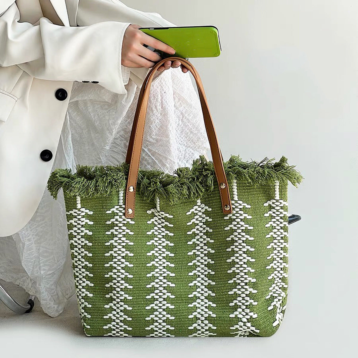 Large Capacity Casual And Versatile Korean College Style On The Shoulder Tote Bag
