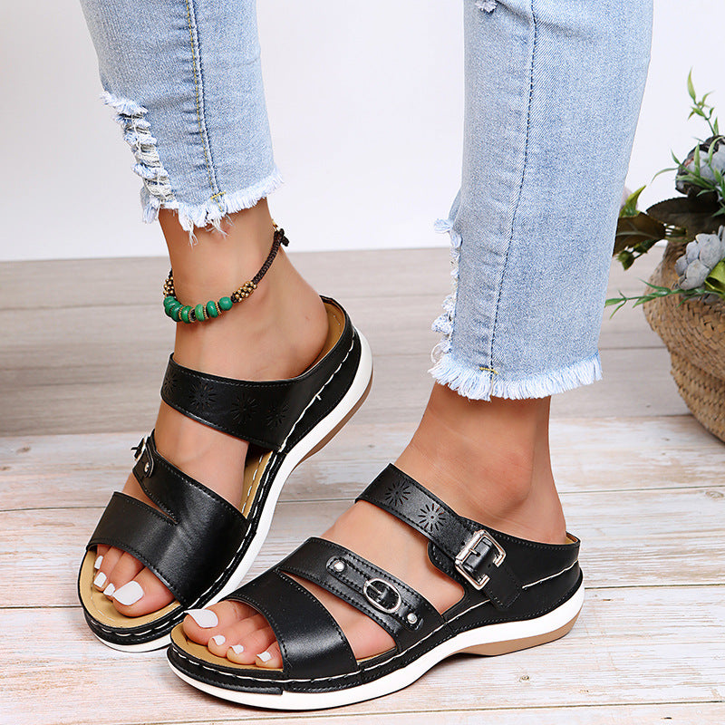 New Foreign Trade Plus Size Hollow-out Fashion Wedge Ladies Casual Sandals