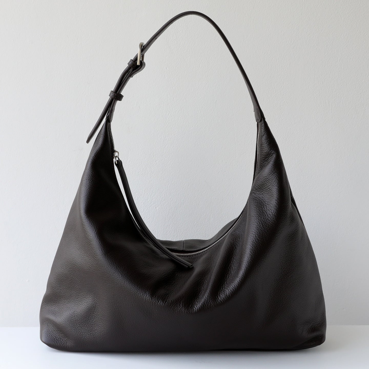 Versatile Leather Commuter Tote Shoulder Bag