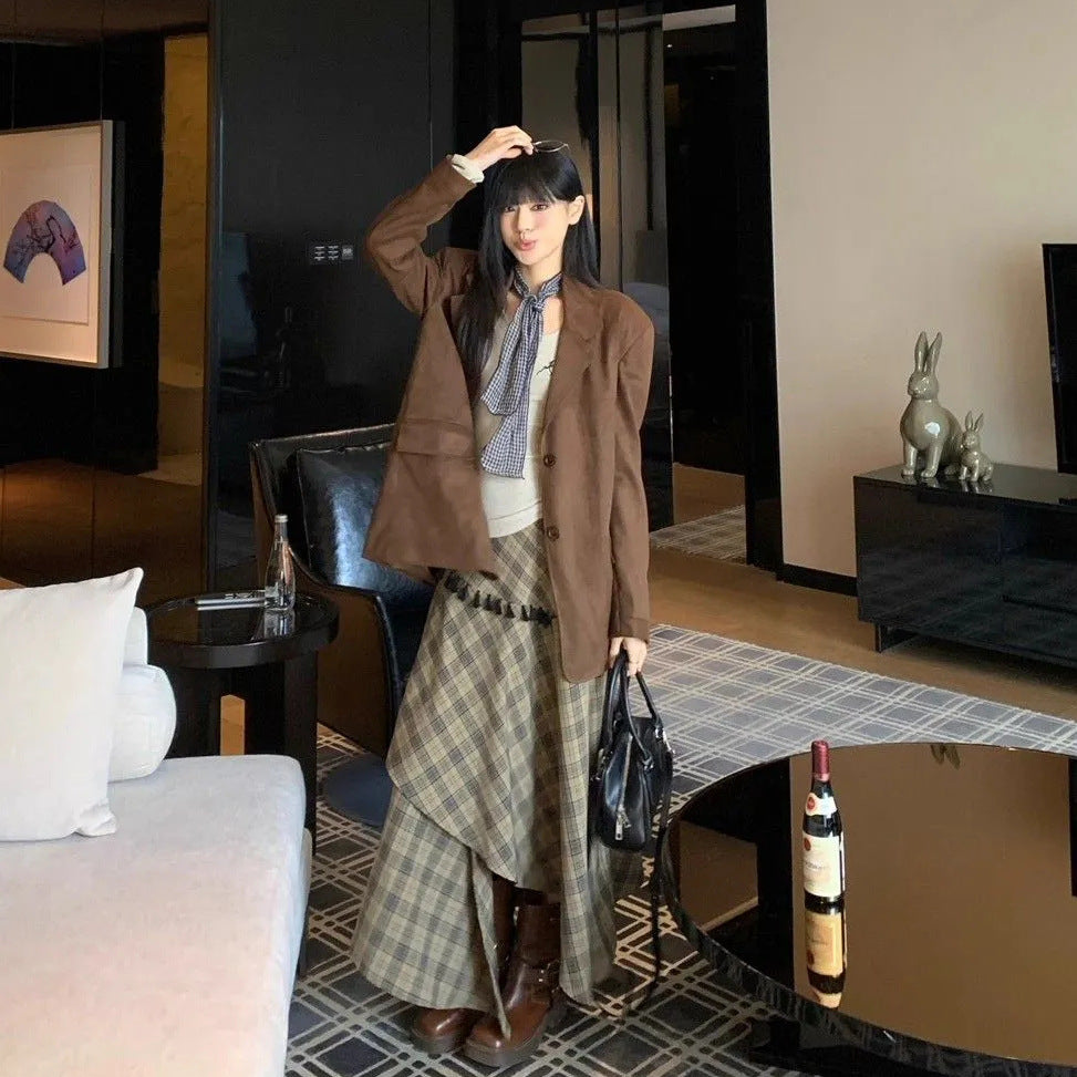 Women's Retro Suit Jacket With A Grid Half Skirt