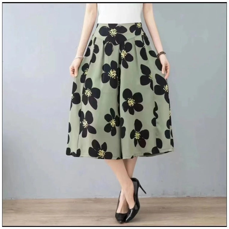 Slim And Casual High Waisted Printed Wide Leg Capris