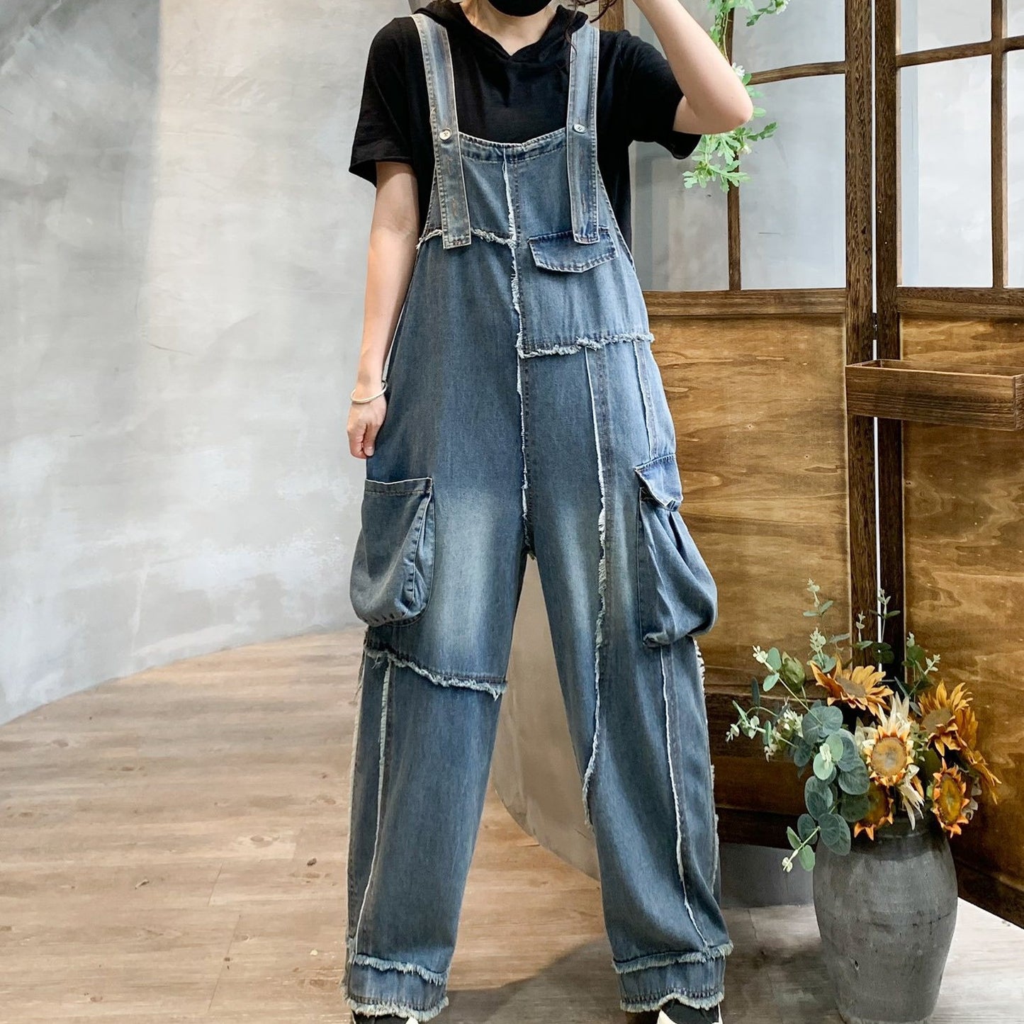 Retro Pocket Raw Edge Denim Suspender Pants For Women