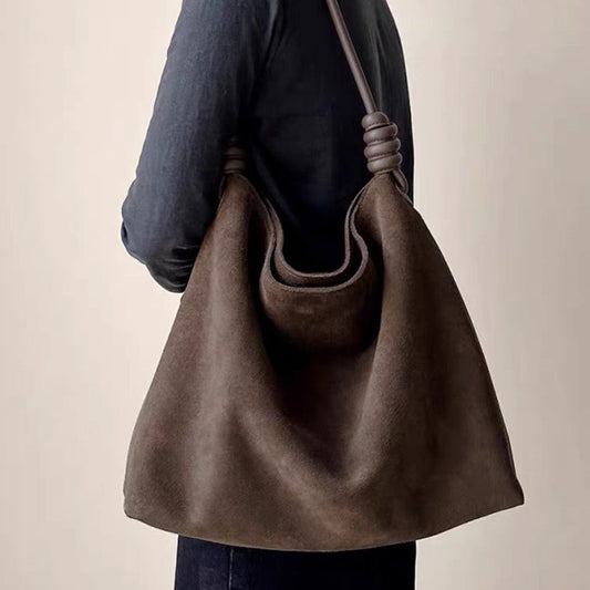 Large Capacity Commuter Shoulder Bag For Fall And Winter
