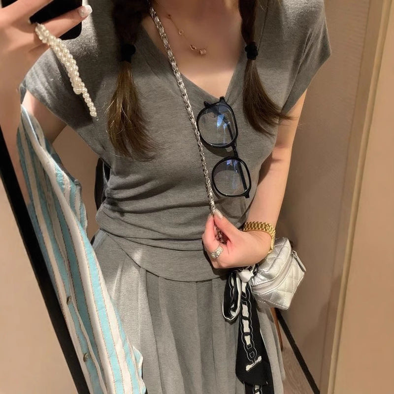 line Pleated Skirt For Women