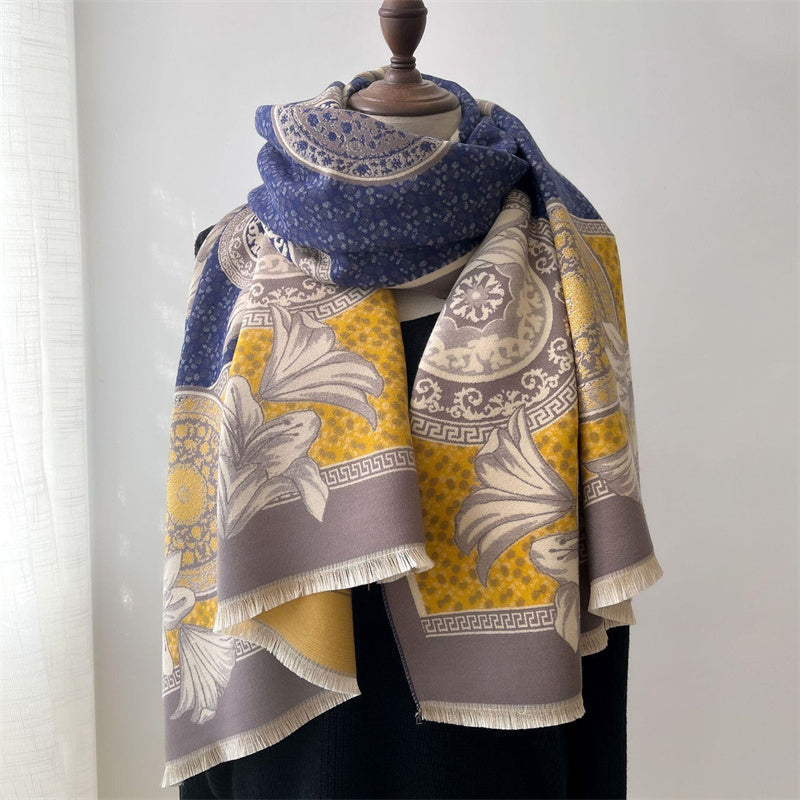 Women's Simple Thickened Warm Reversible Scarf