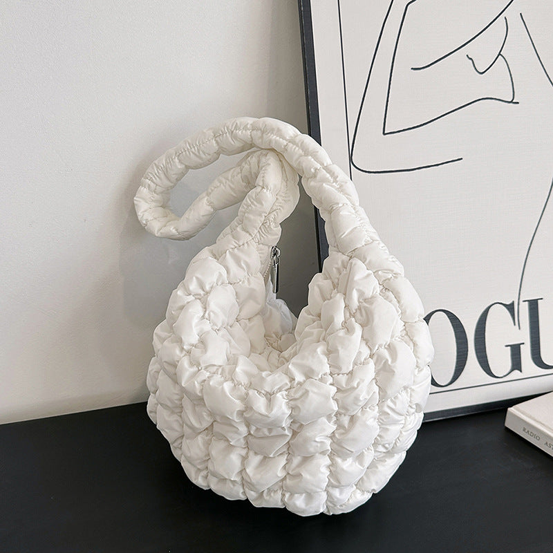 Personalized Lightweight And Large Capacity Fashion New Cloud Pleated Big Bag For Women