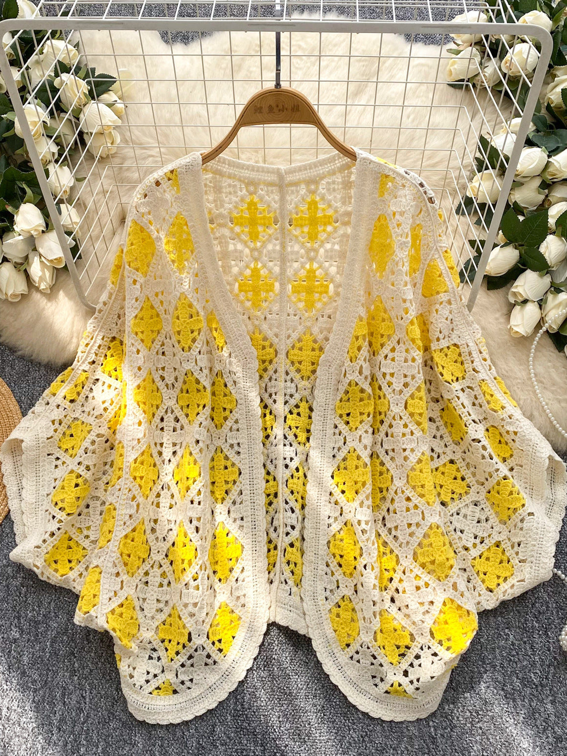 Coat Women's Hollow Crocheted Knitted Batwing Sleeve Top Shawl