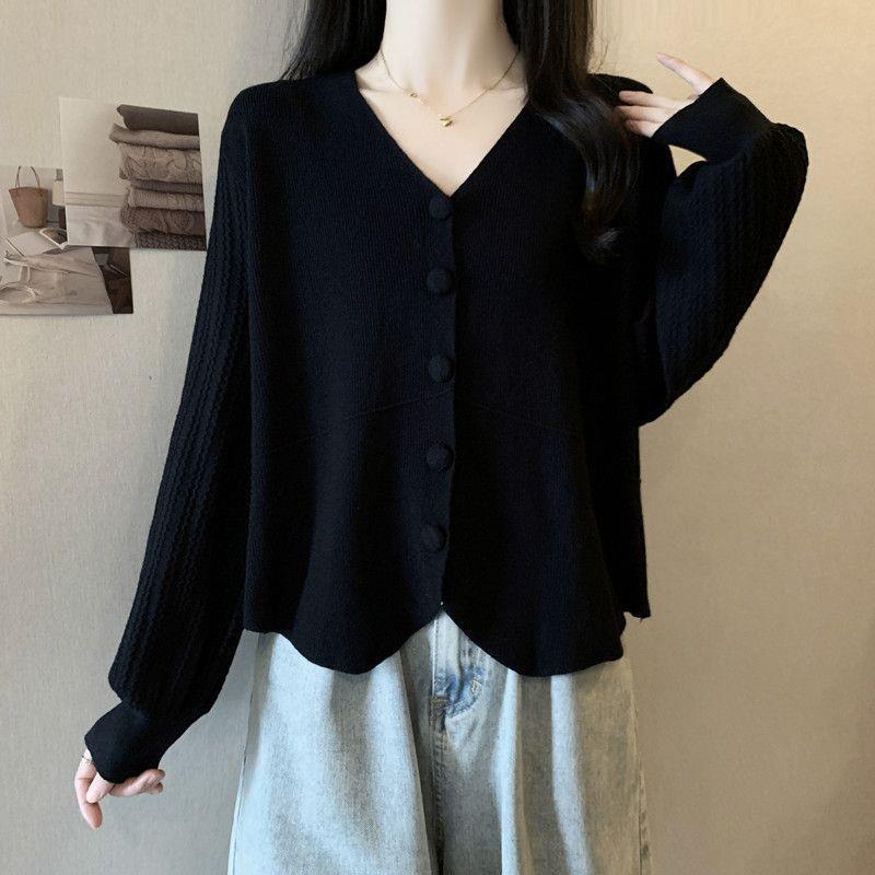 Women's V-neck Soft Slim-fitting Straight Shoulder Knitted Cardigan Top