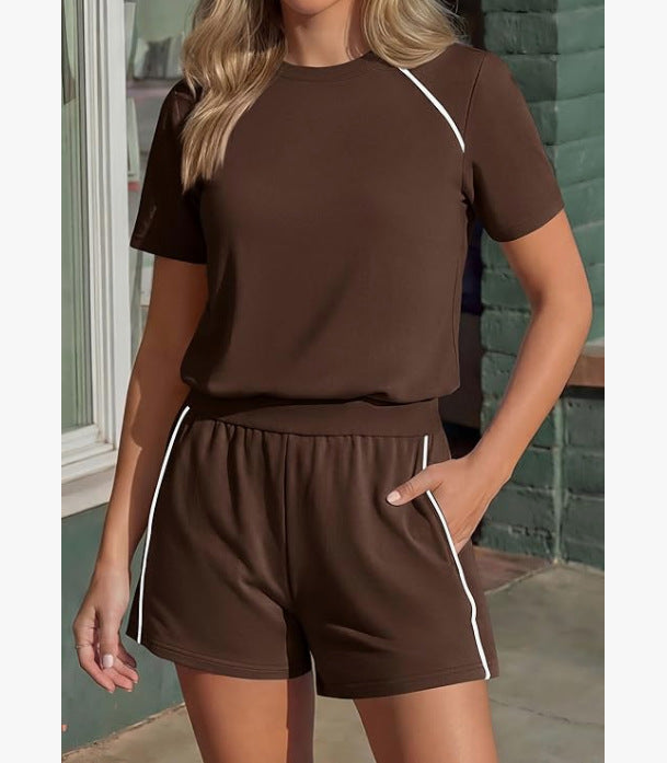 Kvinders Afslappede Kortærmede T-Shirt og Shorts Sæt