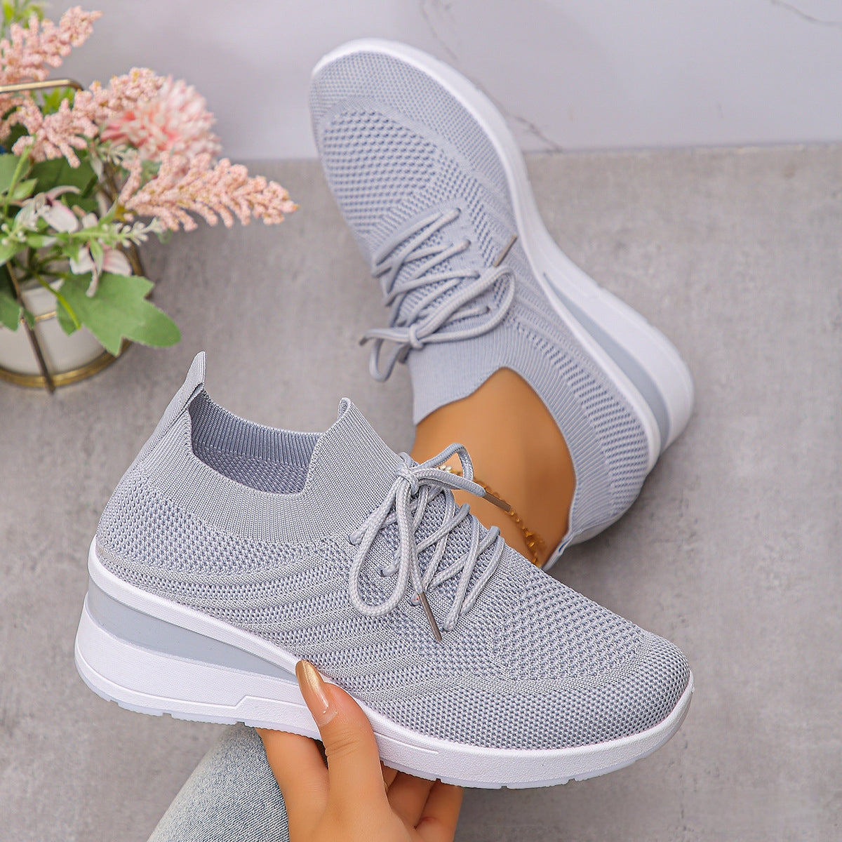 Knitted Breathable Multi-colored Slip-on Casual All-match Flyknit Sneakers