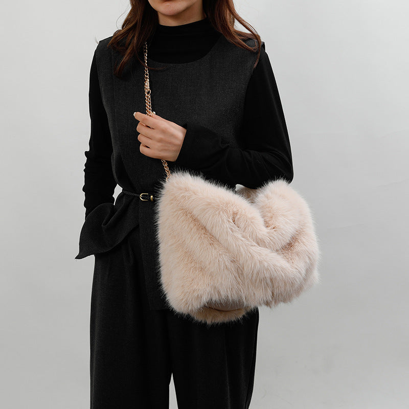 New Plush High-end Fashion Pleated Faux Fox Fur Shoulder Bag