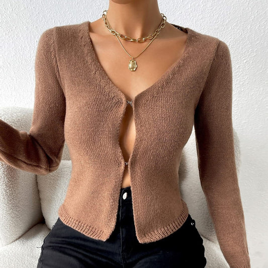 Women's Minimalist Solid Color Slim Fit Long Sleeved Sweater