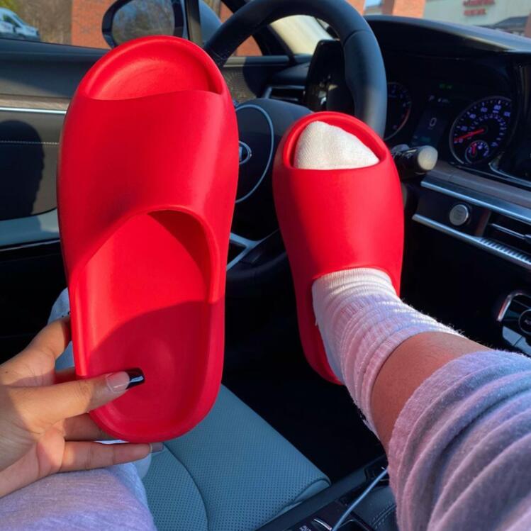 Women's Thick Bottom Sandals Stepping On Shit Slippers