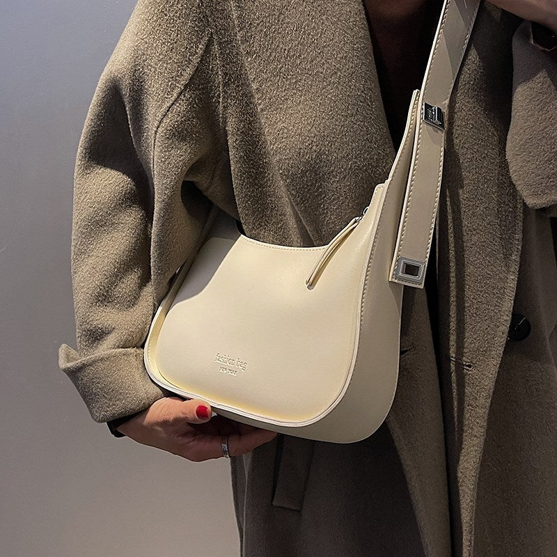 Retro Shoulder Bag Wide Shoulder Strap Crossbody