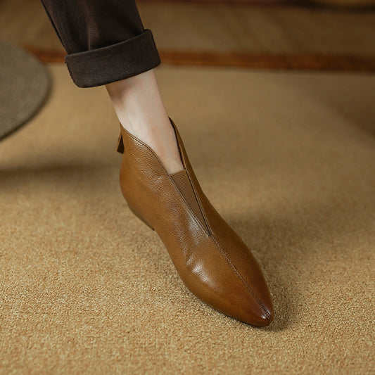 Retro Low-heeled Leather Ankle Boots With A Back Zipper