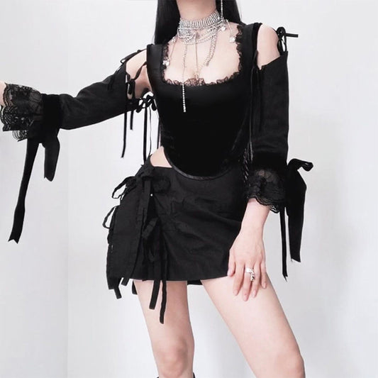Dark Girl Bottoming Lace Breast-showing Long-sleeved Top