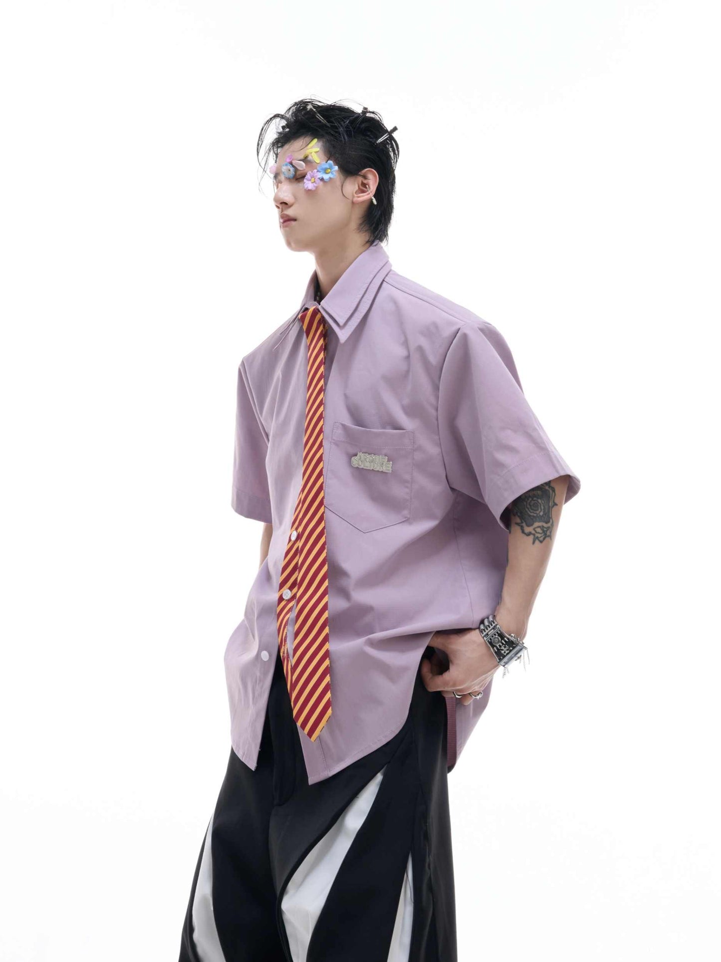 Retro Tie-inspired Design Short Sleeves