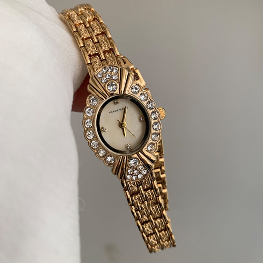 Vintage Court Style Diamond Small Dial Yellow Fritillary Surface Fall Winter Fashion