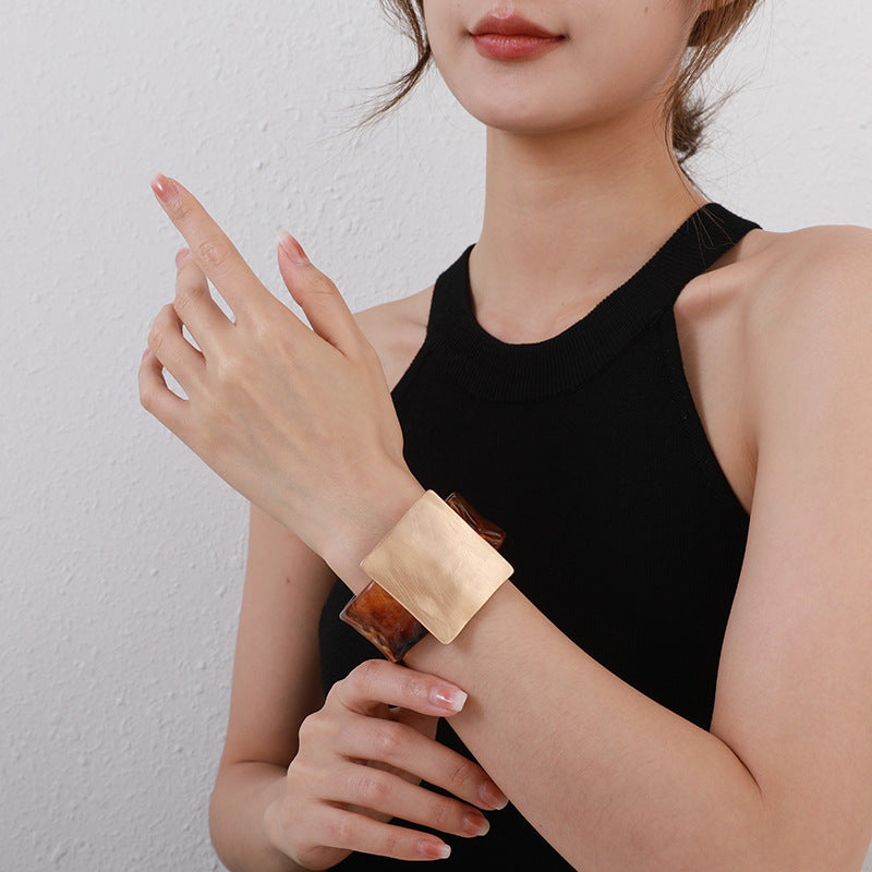 Original Geometrisk Børstet Firkantet Metal Avanceret Enkelt Elegant Armbånd