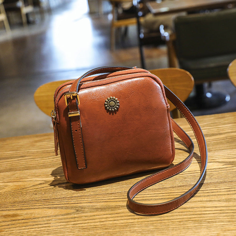 Women's Double-layer Zipper Oil Wax Leather One-shoulder Diagonal Bag