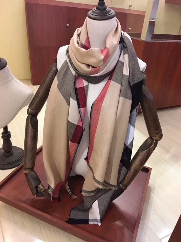 British Plaid Wool Velvet Diamond Pattern Ladies Student Scarf Shawl